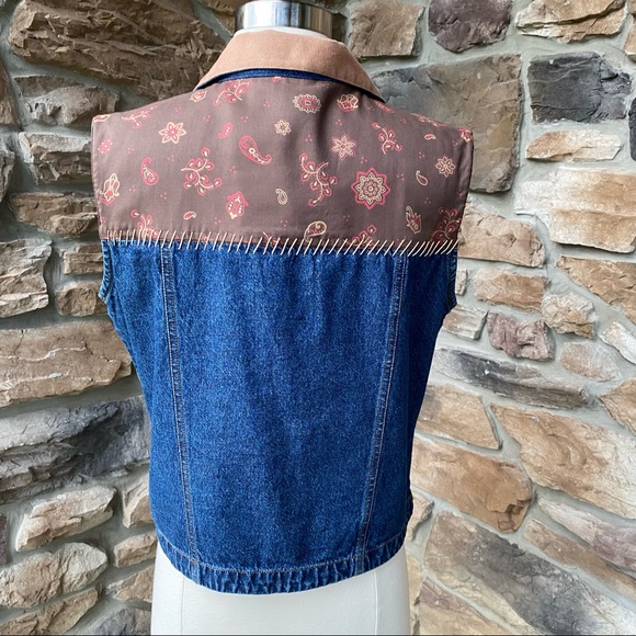 Gordon & James Signature Denim Vest - Picture 10 of 14